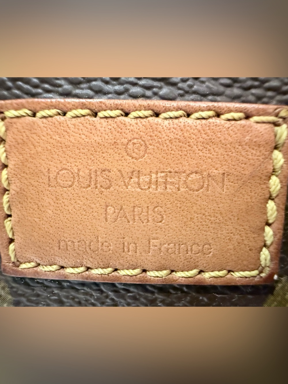 Louis Vuitton vintage Saumur 35 Monogram Crossbody - Picture 12 of 16